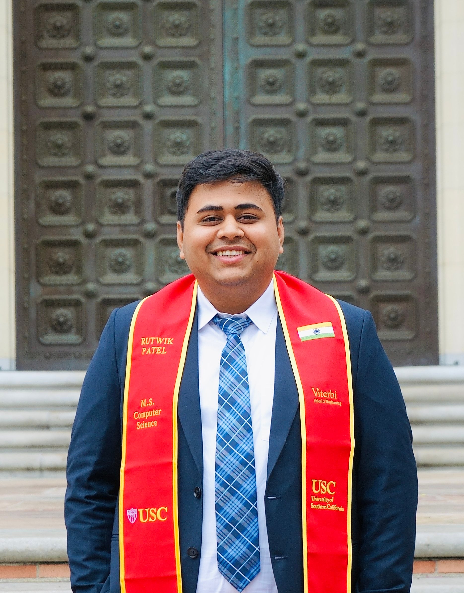 Rutwik Patel - Software Engineer at Sigma Computing, USC MS Computer Science Graduate, Full-Stack Developer specializing in React, TypeScript, Python, and AI/ML